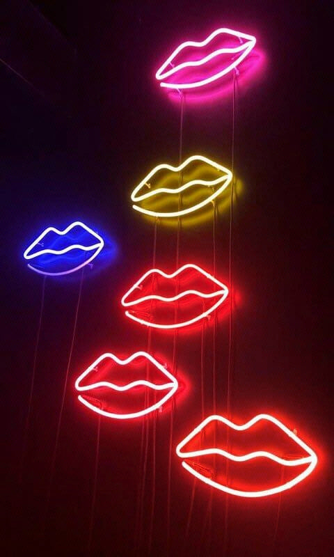 Lips LED Neon Sign